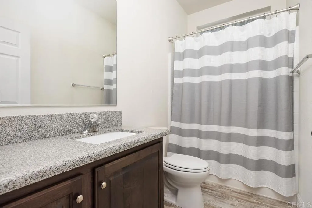 https://cdn.realtyfeed.com/cdn/127/306670252/a986015f4a017feaff75a0fd8c5f0168.webp