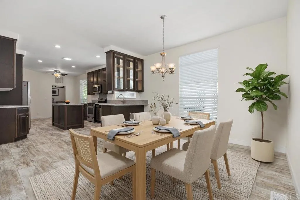 https://cdn.realtyfeed.com/cdn/127/306670252/f4dc8a5a990a6e844425cc4a07d493de.webp