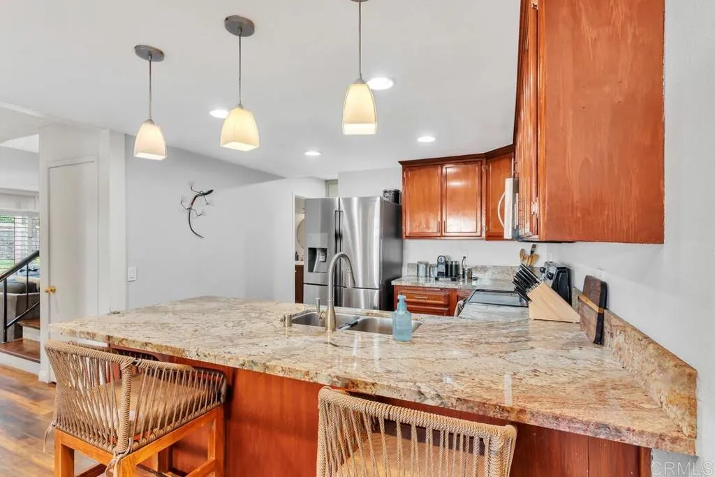 https://cdn.realtyfeed.com/cdn/127/306670277/912f09a9d776222ff10639af61603463.webp