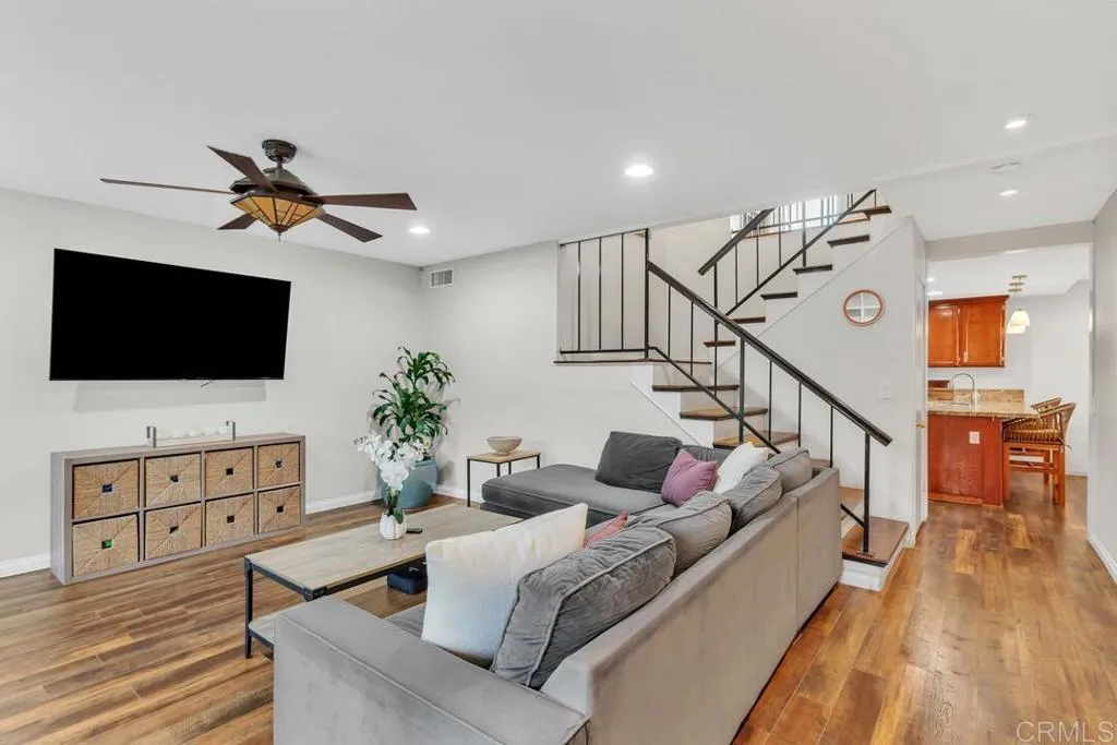 https://cdn.realtyfeed.com/cdn/127/306670277/a60839e114c6d21ebaf5868d82c00bb2.webp