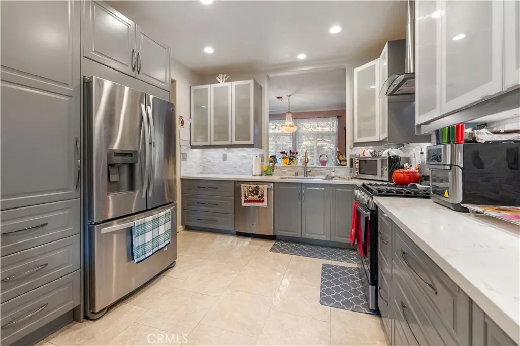 Photo #12: SR26059910 Listing: Photo #12