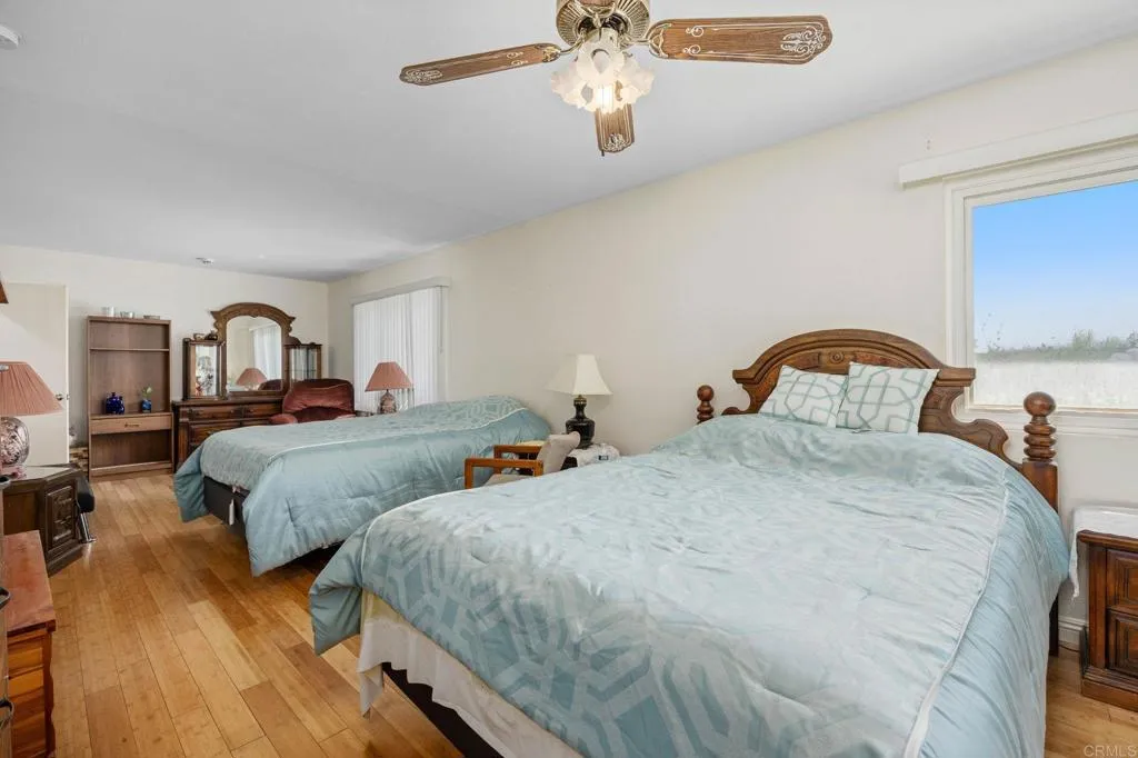 https://cdn.realtyfeed.com/cdn/127/306670295/06a6ccb24ab2677383c1bef311bc8f77.webp