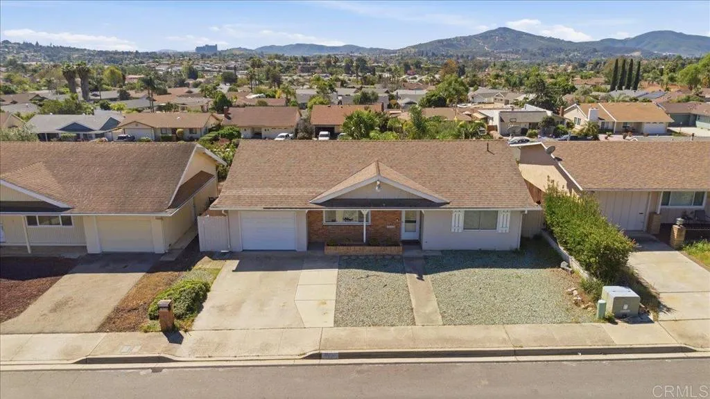 https://cdn.realtyfeed.com/cdn/127/306670315/04f69dda34ad346fd53ae10513a187c7.webp