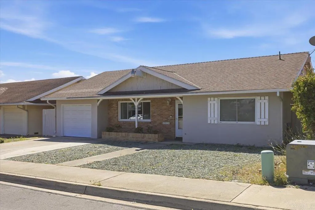 https://cdn.realtyfeed.com/cdn/127/306670315/4d0f70a83f99de31a7cb0fb0aa2ce192.webp