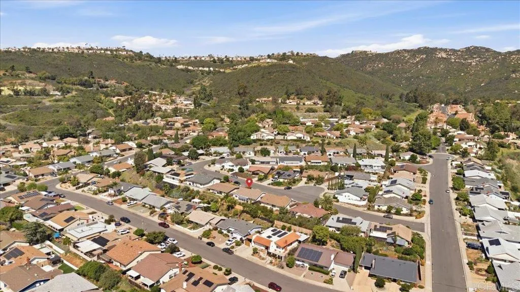 https://cdn.realtyfeed.com/cdn/127/306670315/73f9058f53339a2ff6dc109cad0afbd0.webp
