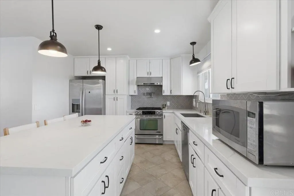 https://cdn.realtyfeed.com/cdn/127/306670315/bc1433bac9abc0b4ee4dae642585ca2c.webp