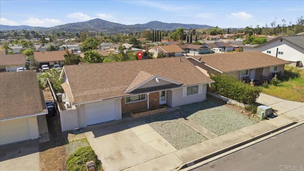 https://cdn.realtyfeed.com/cdn/127/306670315/f444a21b5e9bf239f2fd935aa8c67ba1.webp