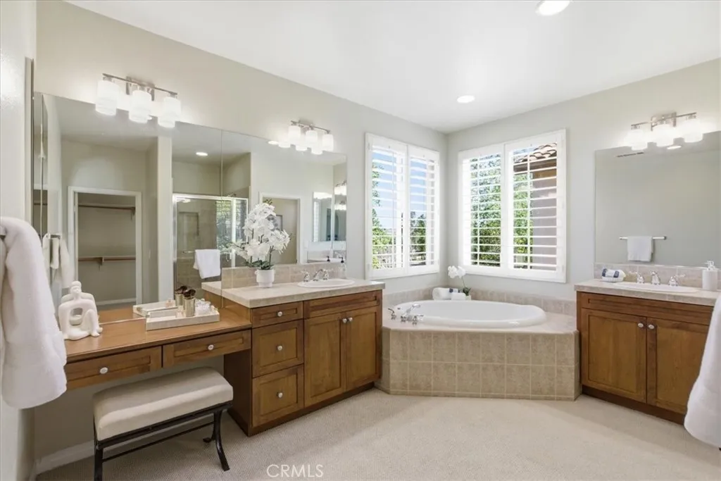 https://cdn.realtyfeed.com/cdn/127/306670330/90c54d6409f62553f993b1e8039d28dd.webp