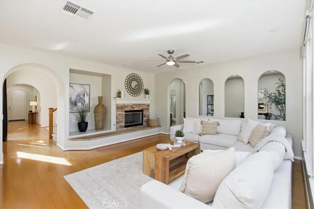 https://cdn.realtyfeed.com/cdn/127/306670330/ab120dd7c12259256f69c1d62342fe1c.webp