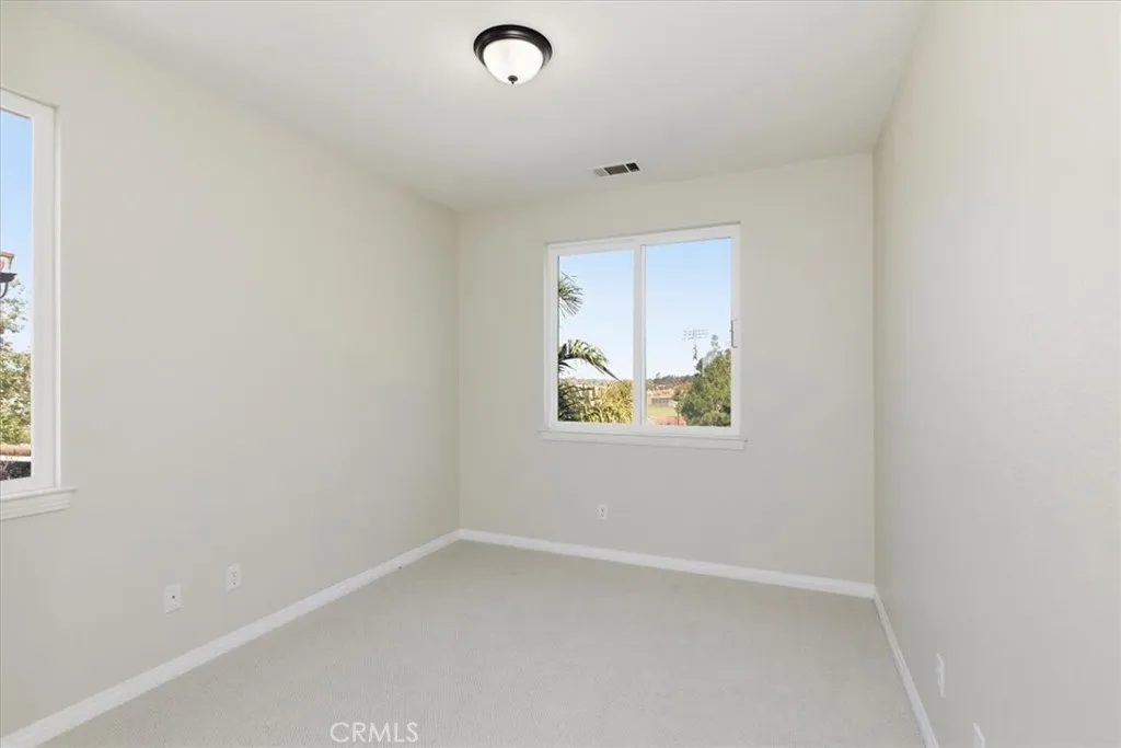 https://cdn.realtyfeed.com/cdn/127/306670330/c47956b49fa03152a6824601a186ce61.webp
