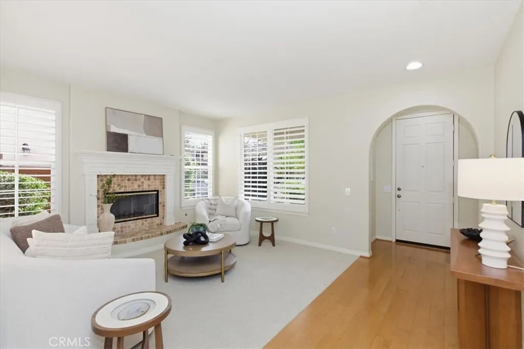 https://cdn.realtyfeed.com/cdn/127/306670330/e587710c84a0df44f51c7b4ceb875920.webp