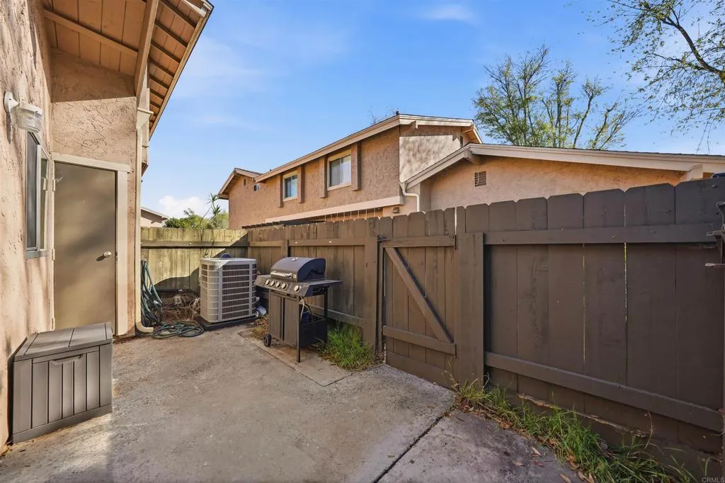 https://cdn.realtyfeed.com/cdn/127/306670344/3140775e2c95094b30563b889ee1ff21.webp