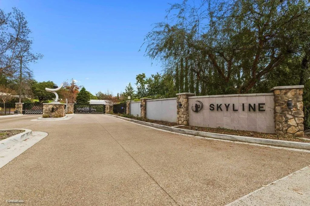 https://cdn.realtyfeed.com/cdn/127/306670399/076146ec204f74ce6525c56ce70102bb.webp