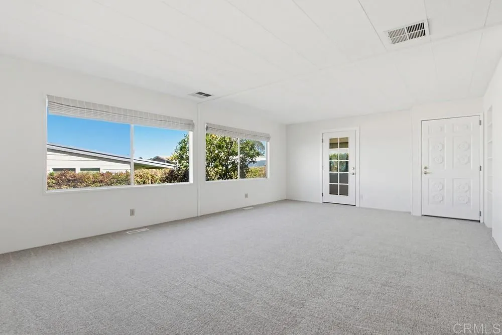 https://cdn.realtyfeed.com/cdn/127/306670400/92257ac119ce567439379560711c12aa.webp