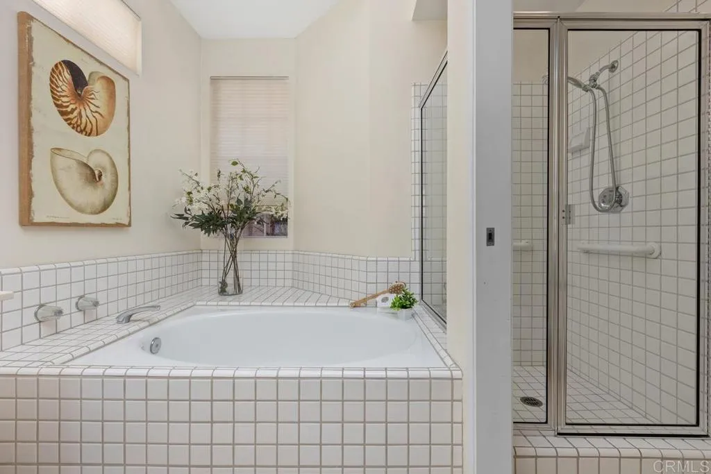 https://cdn.realtyfeed.com/cdn/127/306670406/1bf9c1894feca865b2439f2e8652e65b.webp