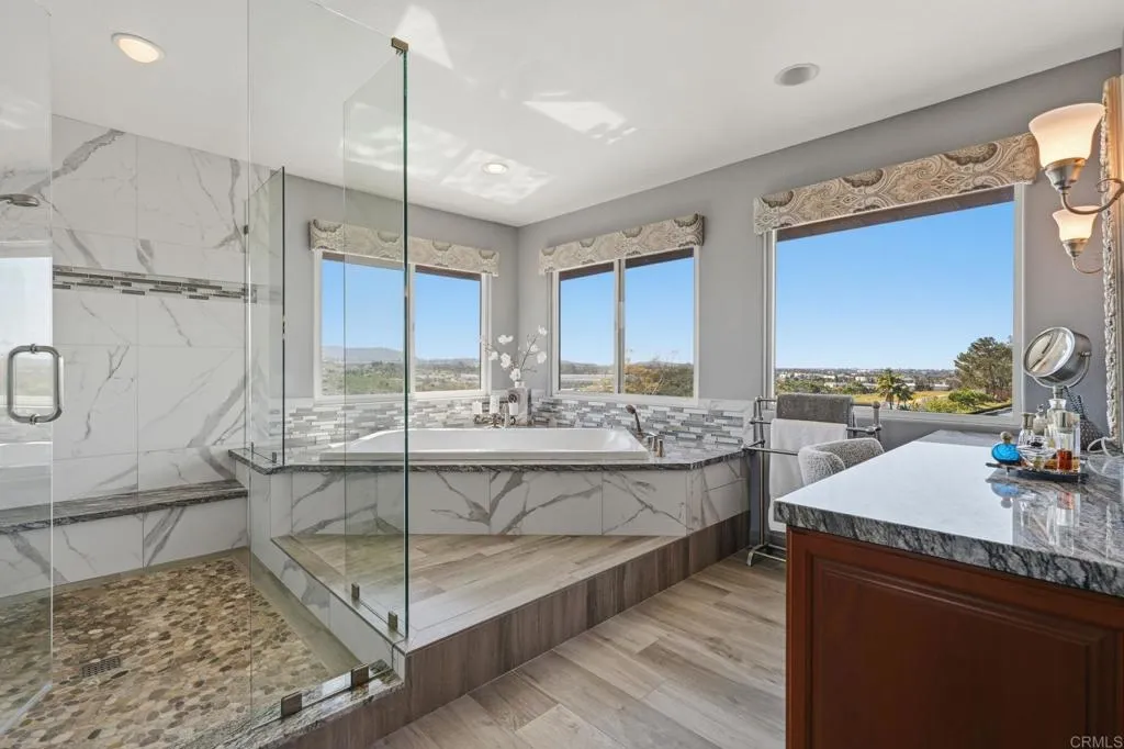 https://cdn.realtyfeed.com/cdn/127/306670496/810a049962ae5841d234e74fc58d1d64.webp