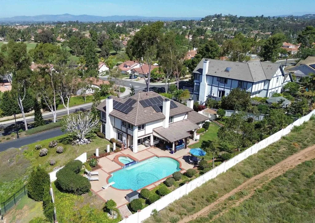 https://cdn.realtyfeed.com/cdn/127/306670496/a3e0eb4dd70566fd9c60cb068128b27c.webp
