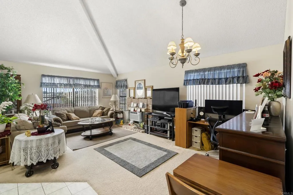 https://cdn.realtyfeed.com/cdn/127/306670539/6a61174d8652463840ccf8b1f703cdb3.webp