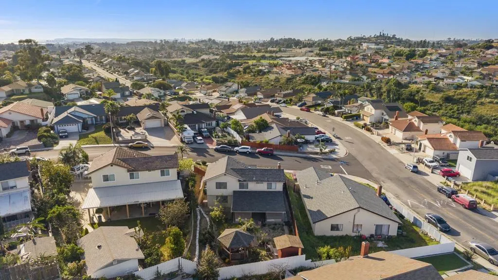 https://cdn.realtyfeed.com/cdn/127/306670539/a6eac8f1ab63f385c030101c97c47954.webp