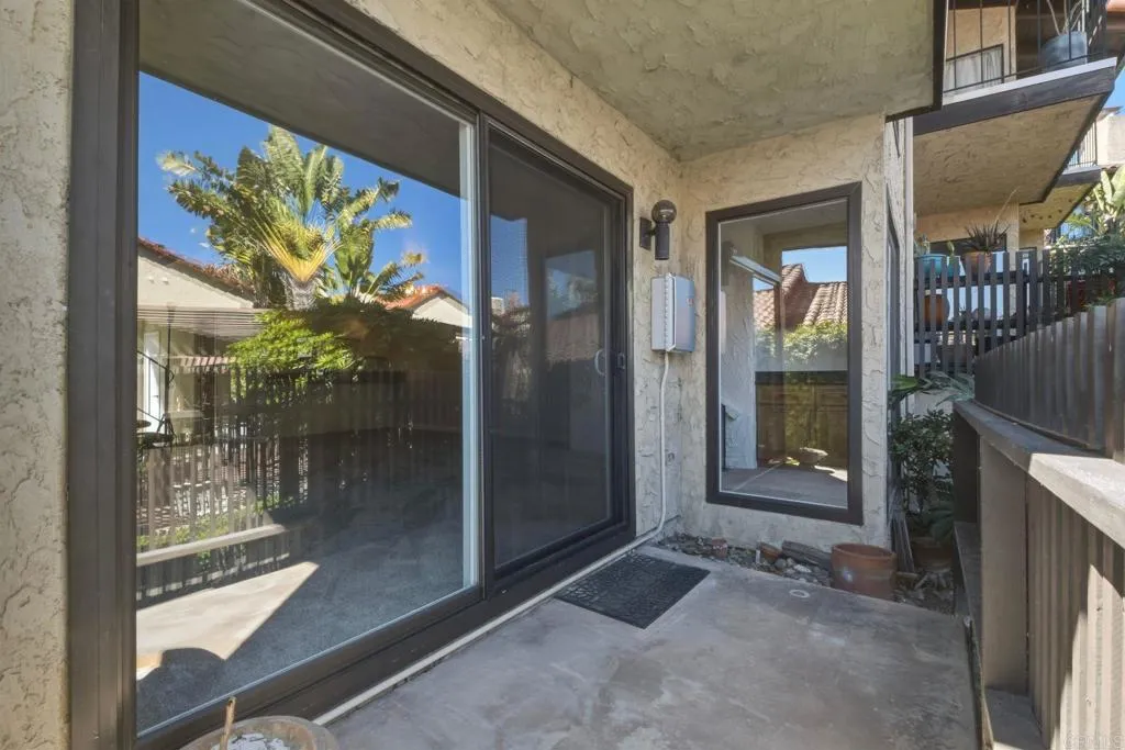 https://cdn.realtyfeed.com/cdn/127/306670583/7fe311a6c35bbf9982ba05c5e3c805c2.webp