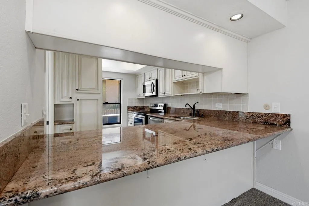 https://cdn.realtyfeed.com/cdn/127/306670583/b37aec9a824830fe7ed3457056597a42.webp