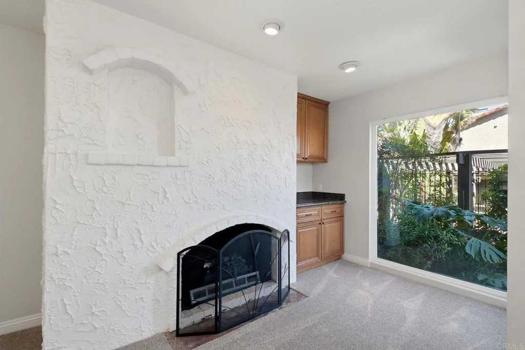 https://cdn.realtyfeed.com/cdn/127/306670583/d21b5a5cdb694f4d94f20b33573d1924.webp