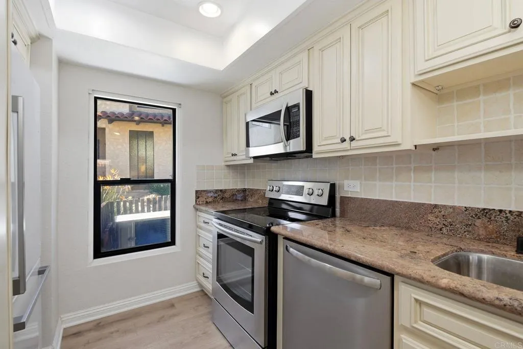 https://cdn.realtyfeed.com/cdn/127/306670583/f80429b498c42cf6af00bccc5afb9971.webp