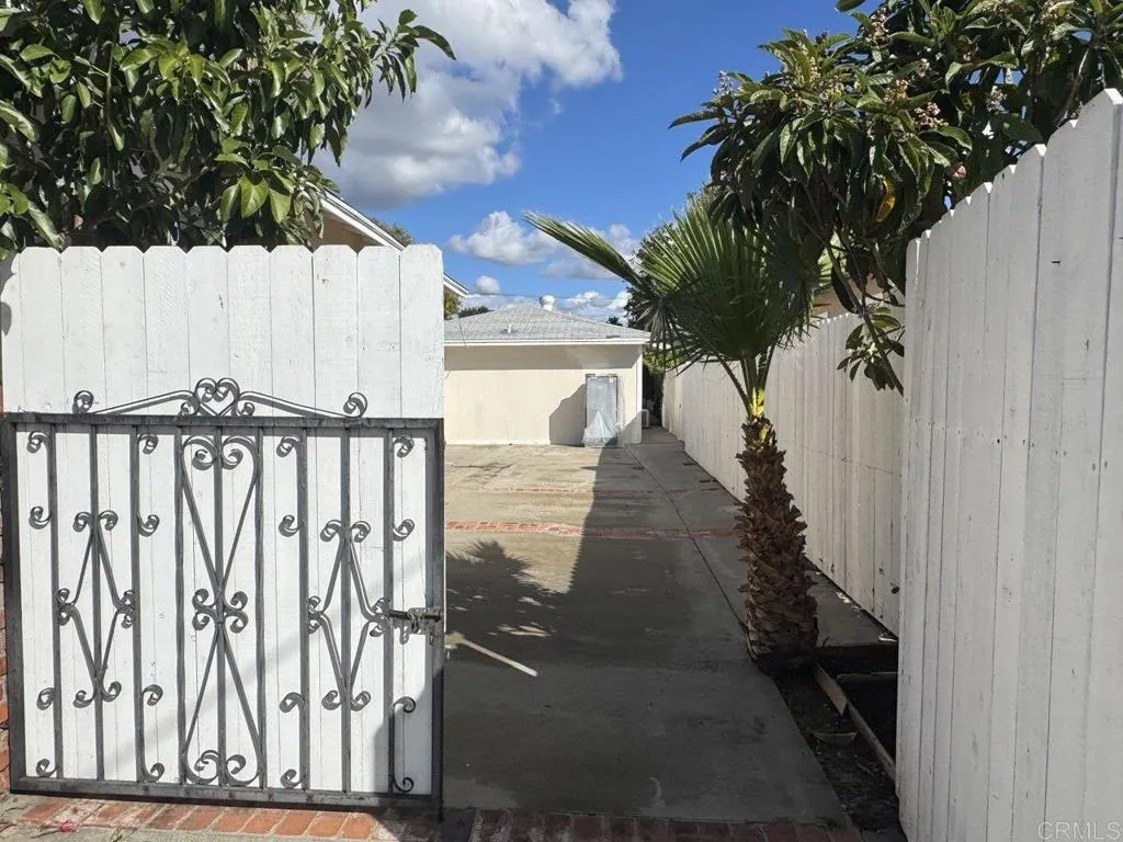 634 Erica Street, Escondido, CA, 92027