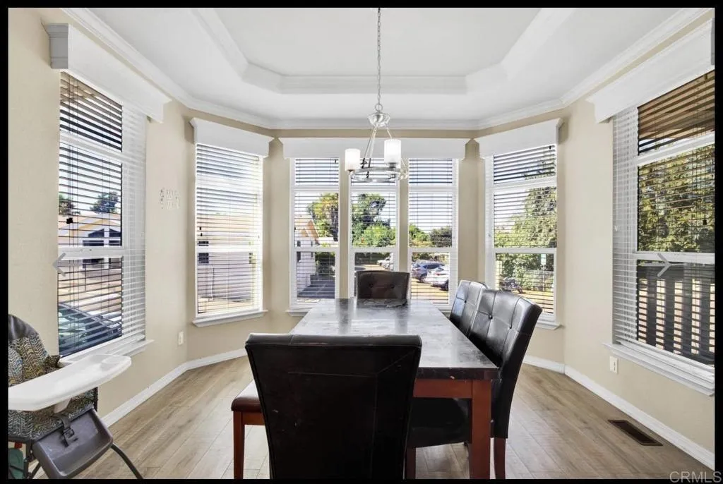 https://cdn.realtyfeed.com/cdn/127/306670623/2650ba964c9f141d551a8e37beb8d54a.webp