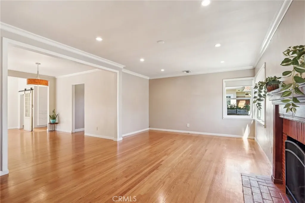 5513 Cartwright Avenue, North Hollywood, CA 91601 - Photo 3 of 33, North Hollywood, CA