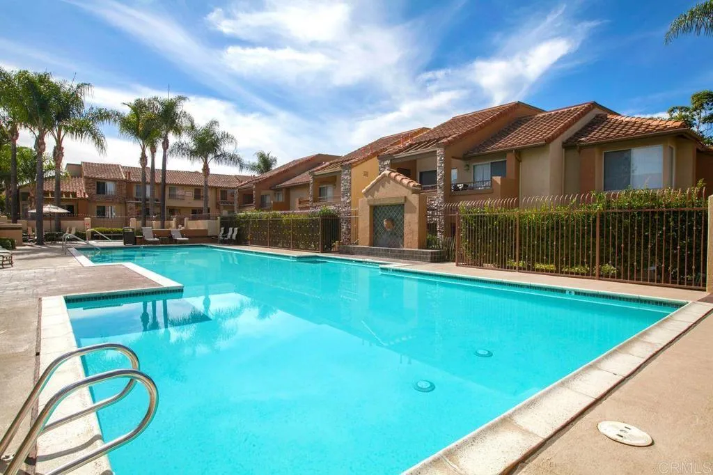 https://cdn.realtyfeed.com/cdn/127/306670650/1c48f375cb88e0baf51f964c15a96efd.webp