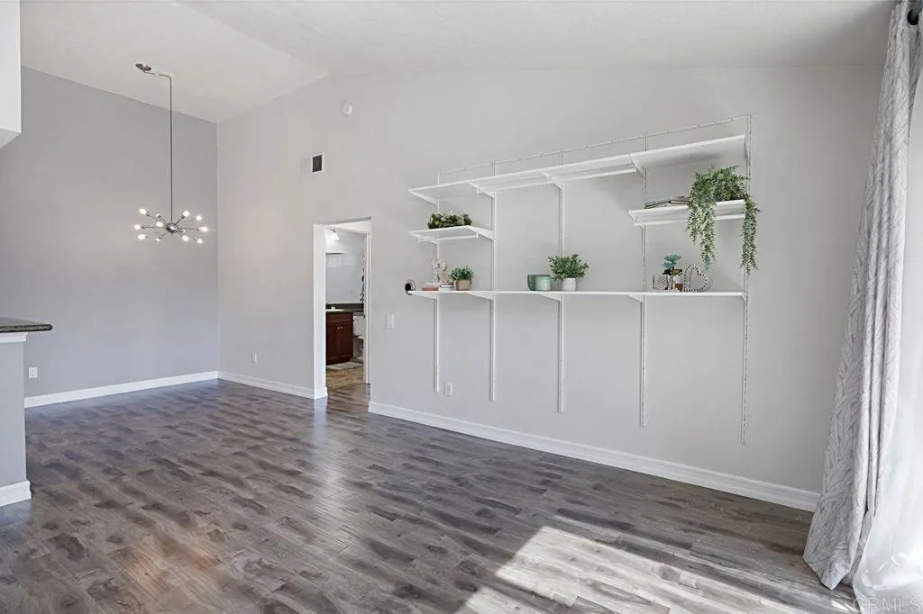 https://cdn.realtyfeed.com/cdn/127/306670650/62a3d9fe5005b1d5028b5e1e33a133cc.webp