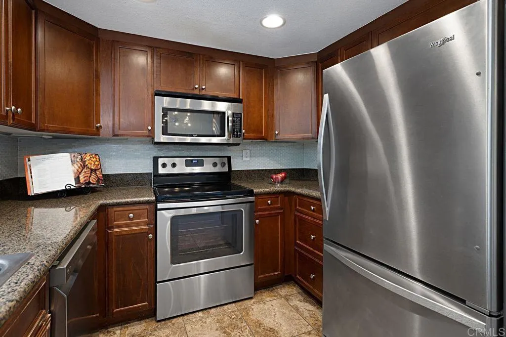 https://cdn.realtyfeed.com/cdn/127/306670650/e5f00f8b458f1b8a865a44b6b5b07120.webp