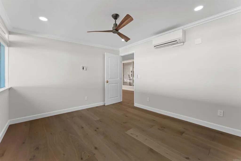 https://cdn.realtyfeed.com/cdn/127/306670679/0d96018470e9a084a32d853717abf0f2.webp