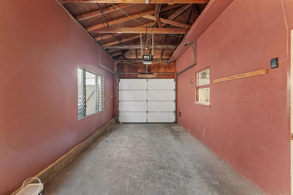 https://cdn.realtyfeed.com/cdn/127/306670679/204224189caff337bdaa286222652af2.webp