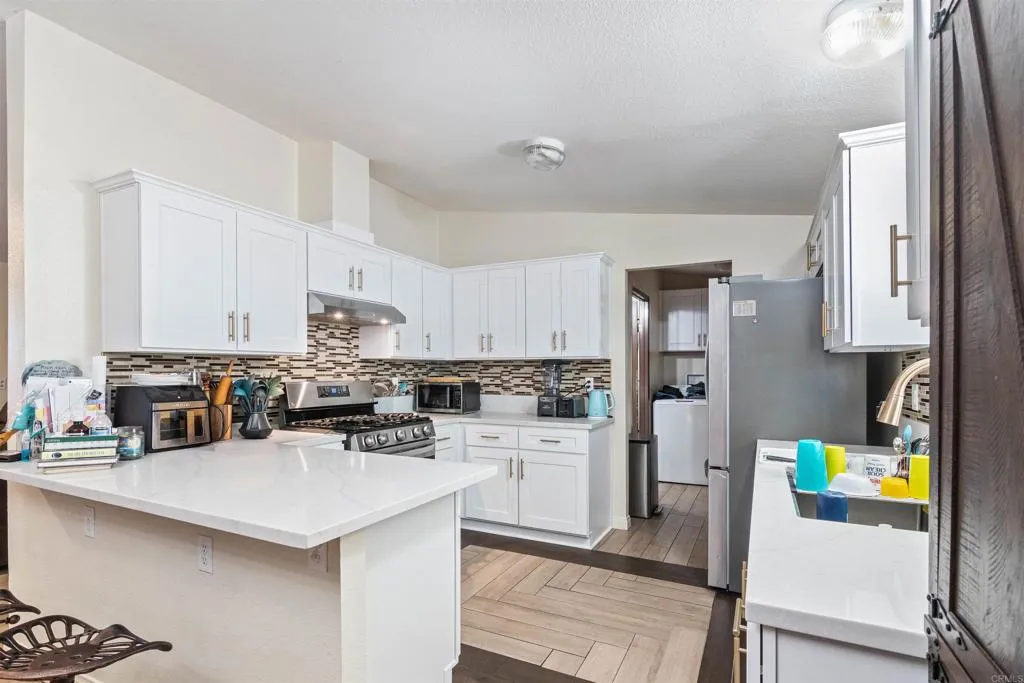1638 Calavo Unit 34, Fallbrook, CA 92028 - Photo 4 of 17, Fallbrook, CA