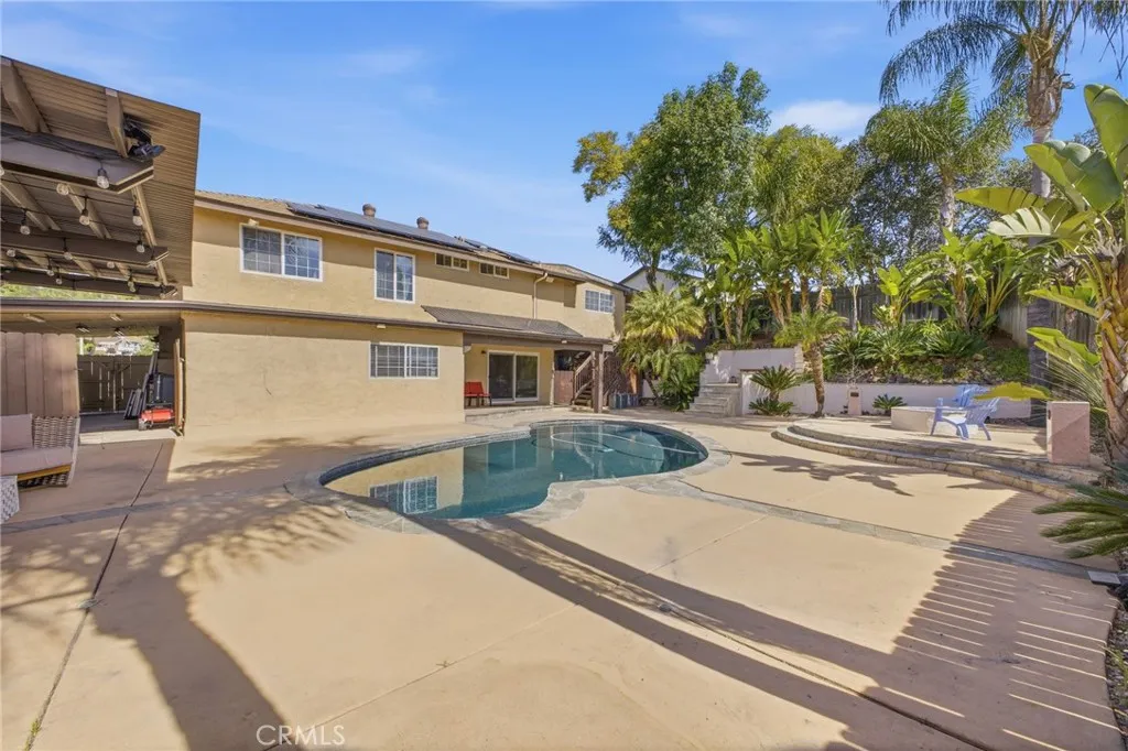 https://cdn.realtyfeed.com/cdn/127/306670713/29c7f62fa4814310cf2826831bfafabc.webp