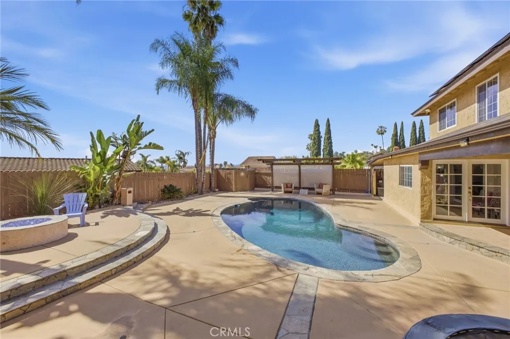 https://cdn.realtyfeed.com/cdn/127/306670713/f6ef39a84812ffa6ed2d2ab76a7a88d4.webp