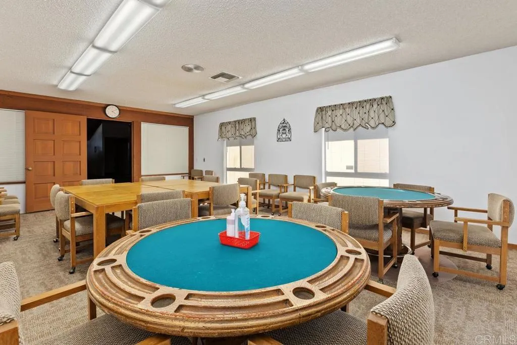 https://cdn.realtyfeed.com/cdn/127/306670720/cf9a5452df00c6be25b0eb0bf99428bc.webp