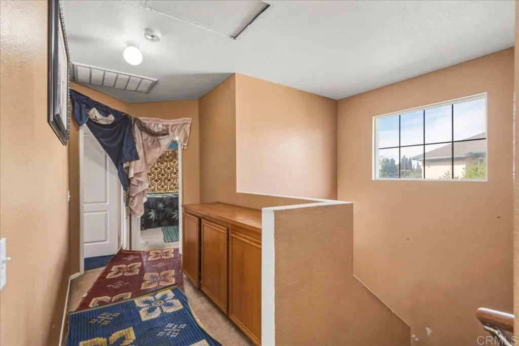 https://cdn.realtyfeed.com/cdn/127/306670727/6acd9cde63ae38da2a839b0c54662fbb.webp