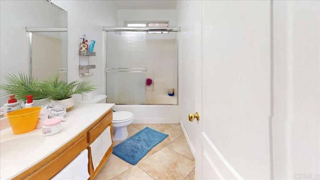 https://cdn.realtyfeed.com/cdn/127/306670727/cb05f1b69c2955c8d7f3de553bb47152.webp