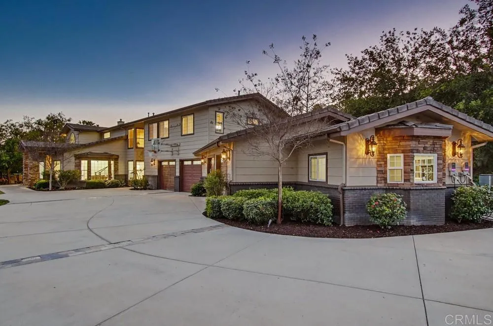 https://cdn.realtyfeed.com/cdn/127/306670765/73c7ca20fe2380cb18f440a7a6683a00.webp
