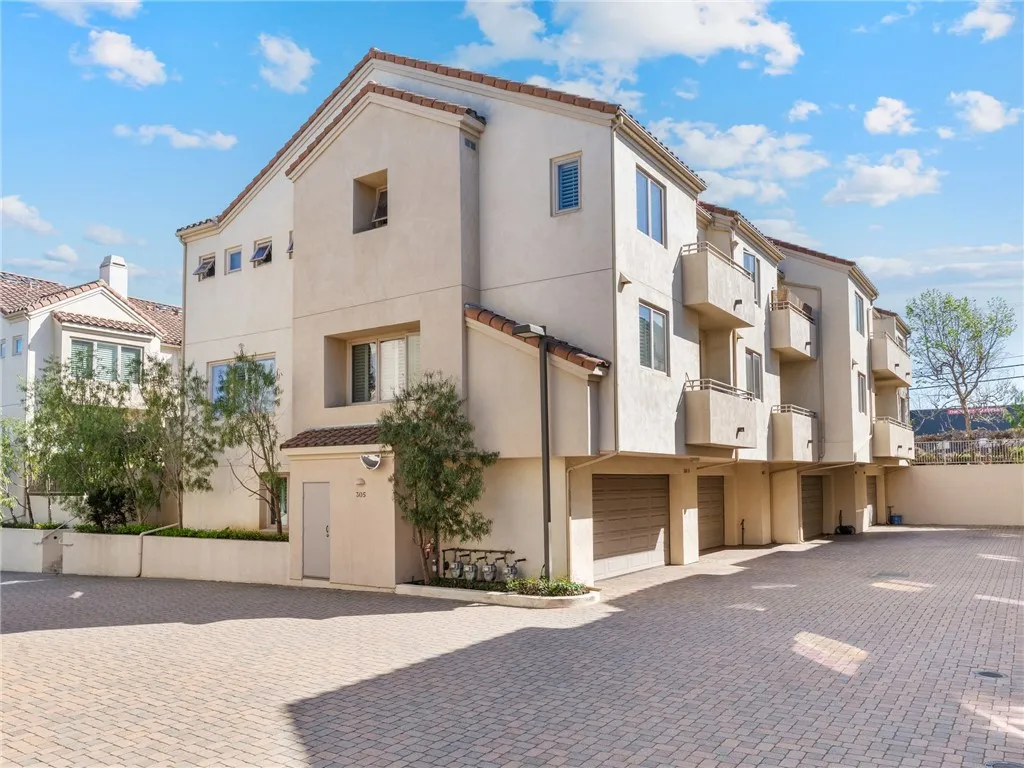 24314 Berendo, Harbor City, CA, 90710
