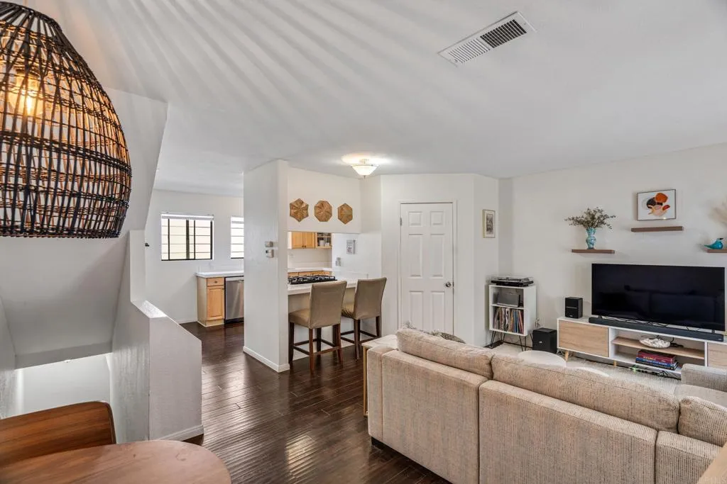 Photo #12: PTP2602120 Listing: Photo #12