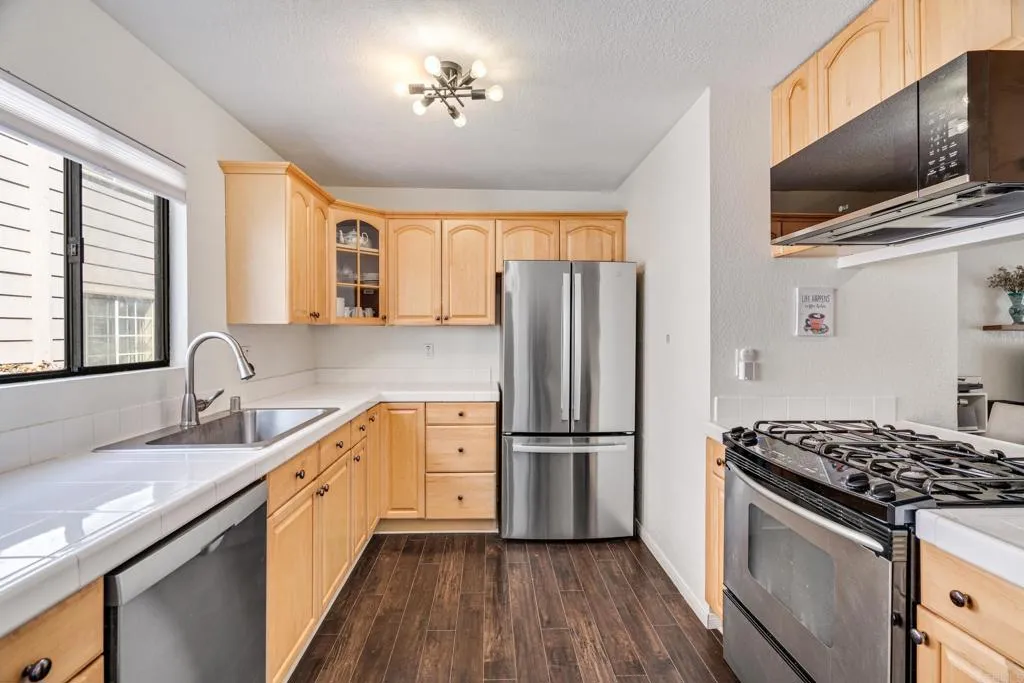 Photo #17: PTP2602120 Listing: Photo #17