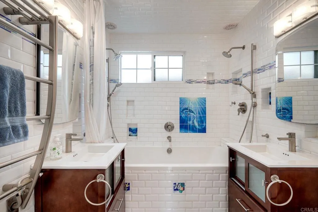 https://cdn.realtyfeed.com/cdn/127/306670925/aa0518e31c960bc18d0e78d041592a9b.webp