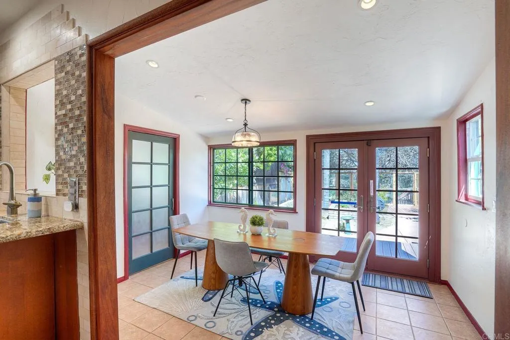 https://cdn.realtyfeed.com/cdn/127/306670925/df4c092ae8dc3bc93a945f3474b4d081.webp