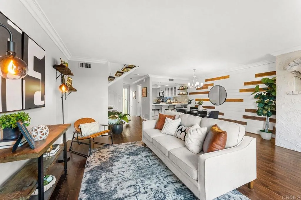 Photo #3: PTP2602123 Listing: Photo #3