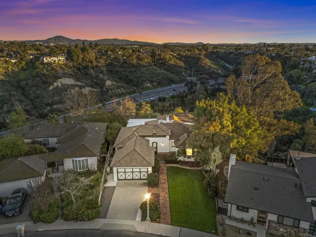 https://cdn.realtyfeed.com/cdn/127/306670987/4ff43098c032893c251c423a8daccd22.webp