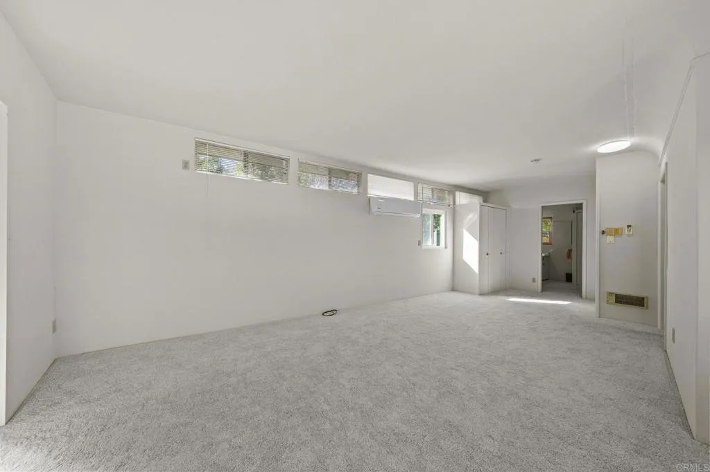 https://cdn.realtyfeed.com/cdn/127/306670987/5850b0030dc209ed8205a4c36f9b2444.webp